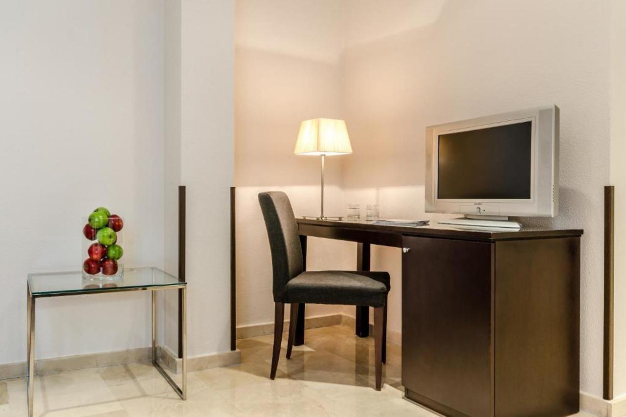 Exe Suites 33 Madri Exterior foto